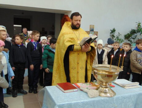 Собор Покрова Пресвятой Богородицы города Бирюча посетили учащиеся местной школы 1 МАРТА 2024